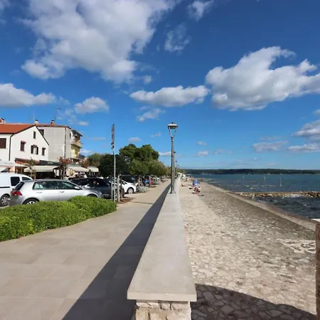 Apartmán Galib 2 - Newly Renovated And Location Near The Sea And Center *