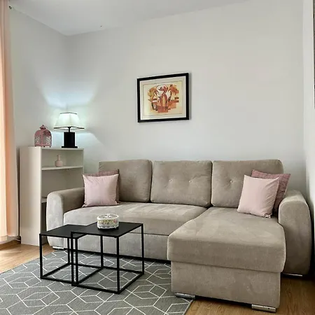 Apartment Galib 2 - Newly Renovated And Location Near The Sea And Center Novigrad (Istria)